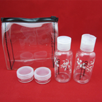  TK016 PET Travel Kit